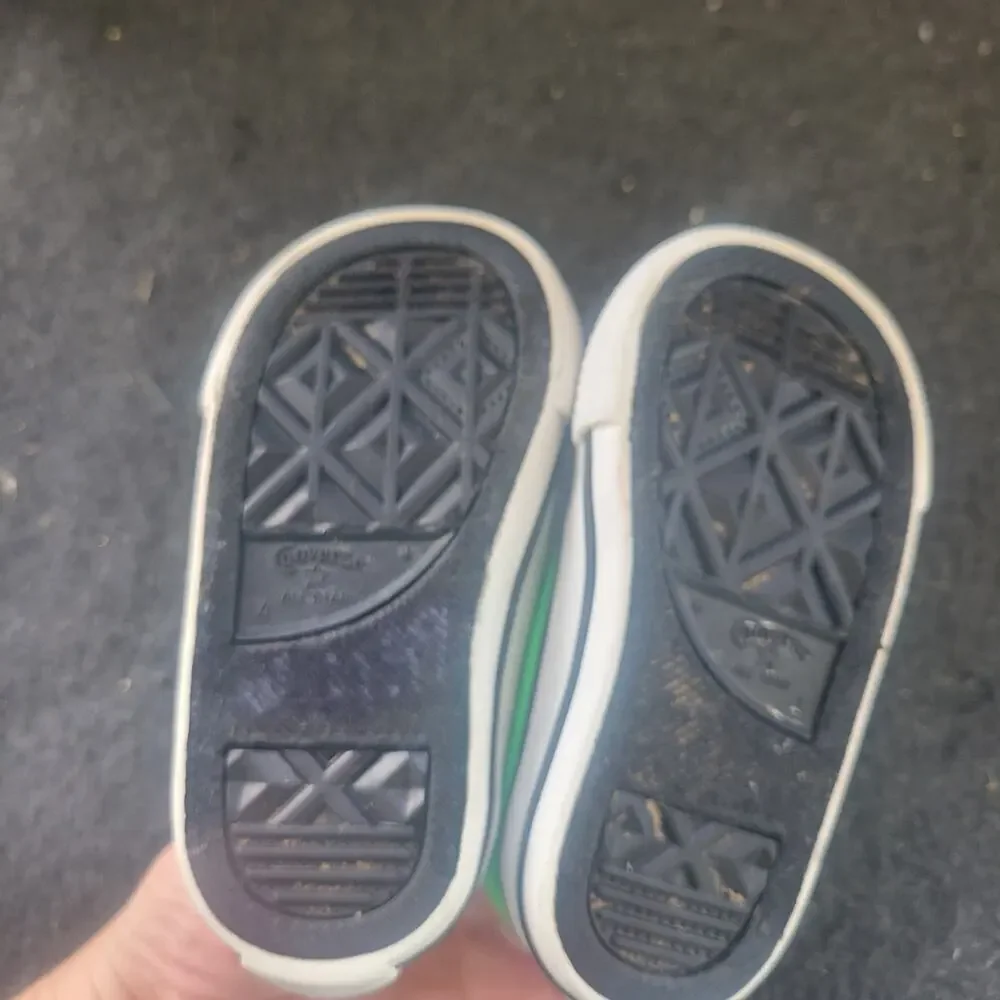 Converse All Star‎ junior  Chuck Size  4 Sneakers green Canvas Low Top Shoes
